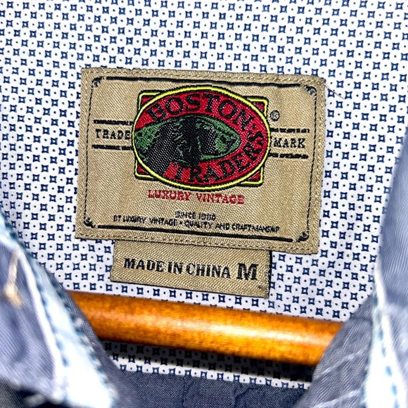 Boston Traders men’s blue button up - Picture 2 of 7
